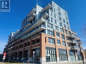 Building Photo - 11611 Yonge St