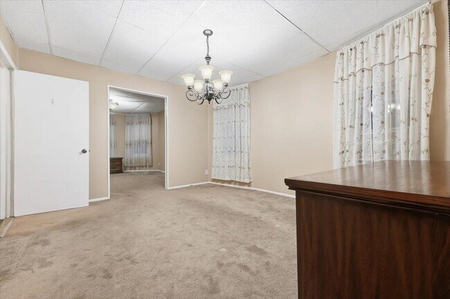 Foto del edificio - 98 W 47th St