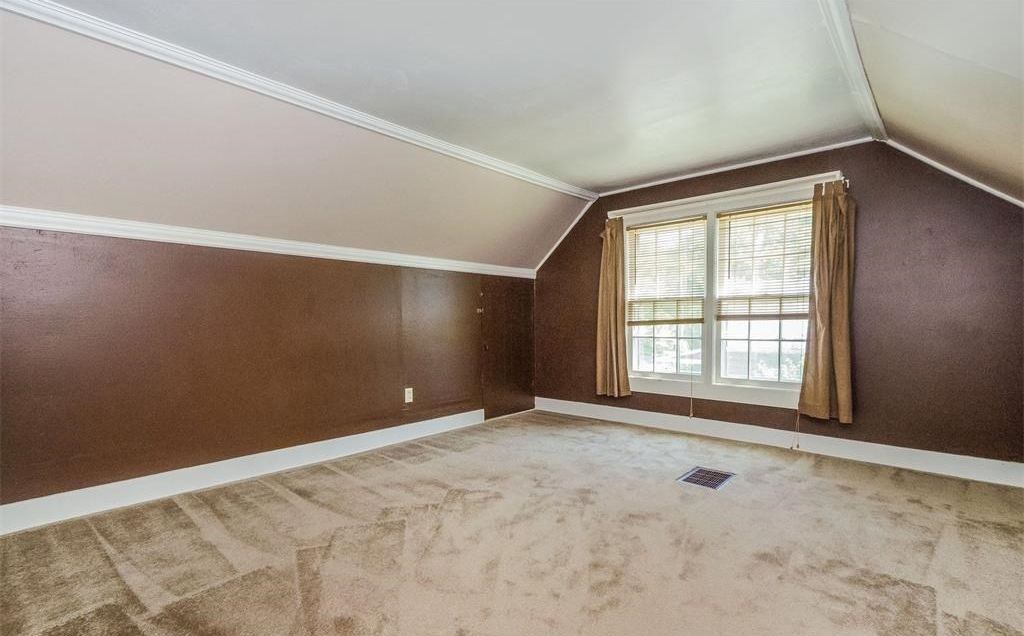 Primary Photo - 3 Bedroom/1.5 Bathroom House - Available A...