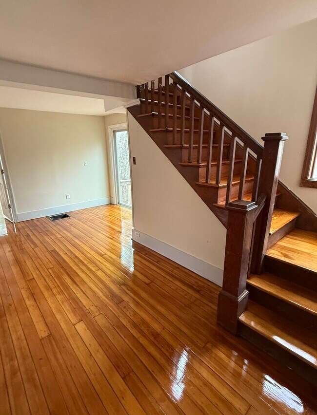 Foto del edificio - 300 Amherst Rd