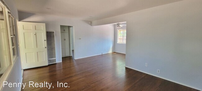 Building Photo - 3 br, 1 bath House - 7351 San Miguel Ave.