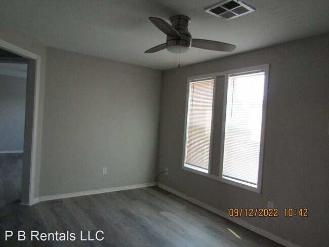 Building Photo - 3 br, 1 bath House - 2725 SW "G" Avenue