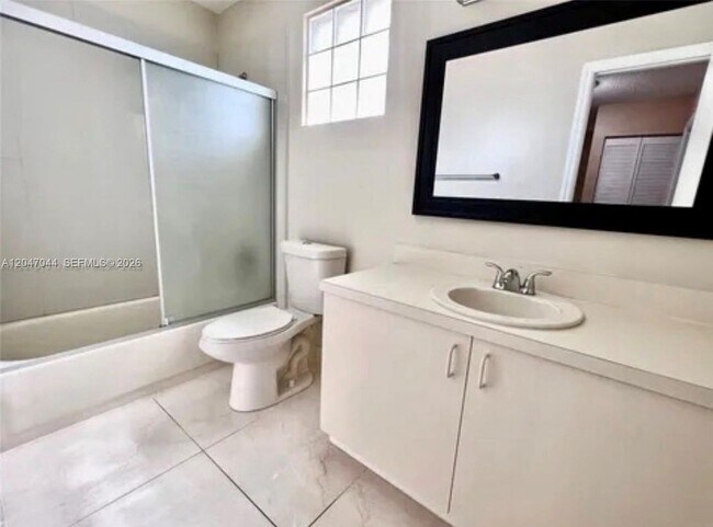 Foto del edificio - 8291 SW 44th Pl