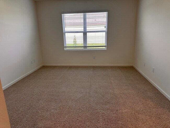 Building Photo - 6404 Topaz Dr