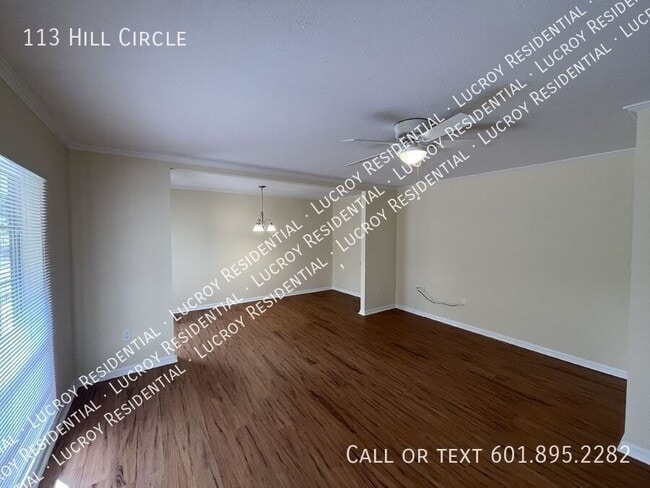 Photo - 113 Hill Cir House