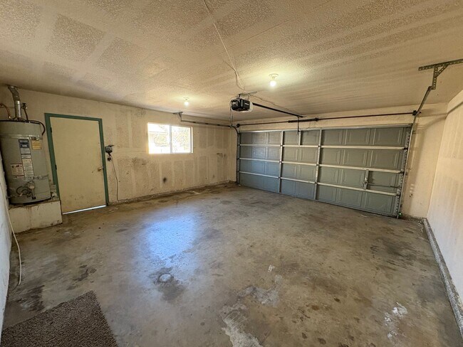 Foto del edificio - Corner lot home near Schroth Park coming soon!