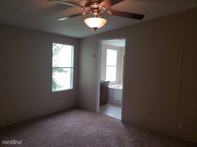 Foto del edificio - 3 br, 2 bath Mobile Home - 123 Woodyville Rd