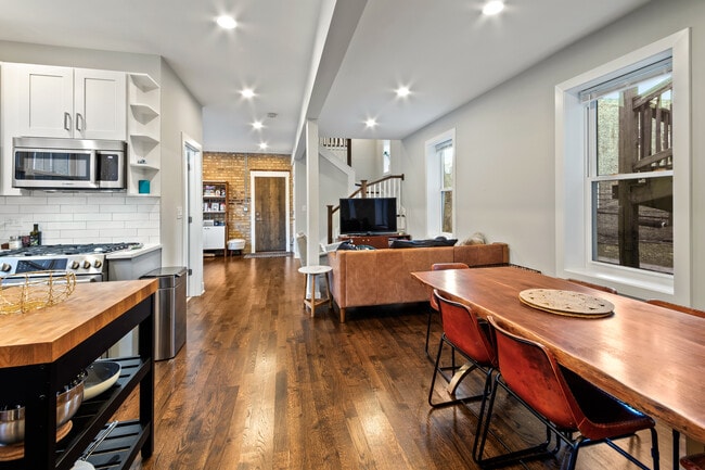 Foto del edificio - 2134 W Shakespeare Ave