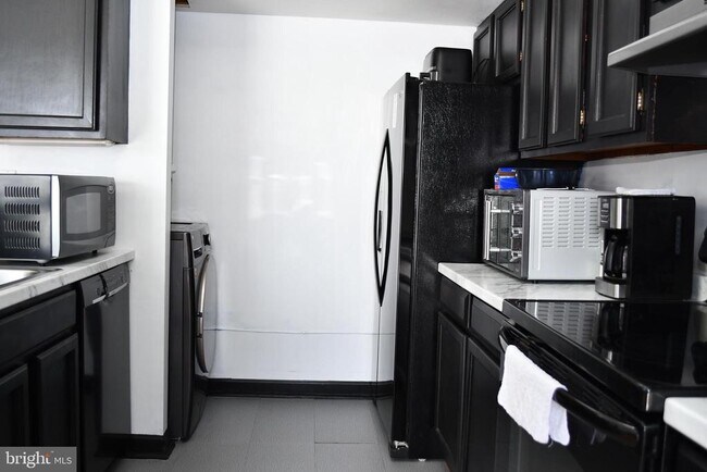 Foto del edificio - 46 Hillside Ct