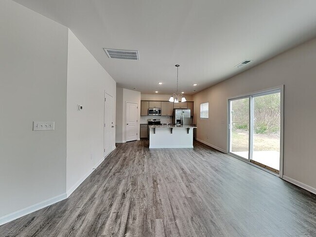 Foto del edificio - 737 Point Andrews Dr SW