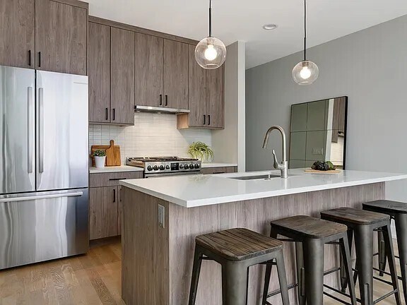 Foto del edificio - 3208 N Southport Ave