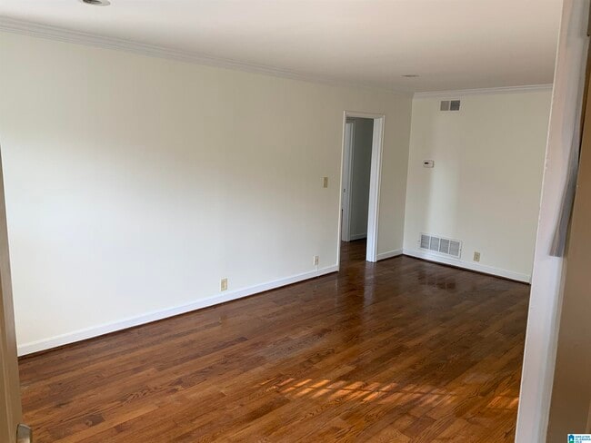 Building Photo - 204 Fox Hall Rd