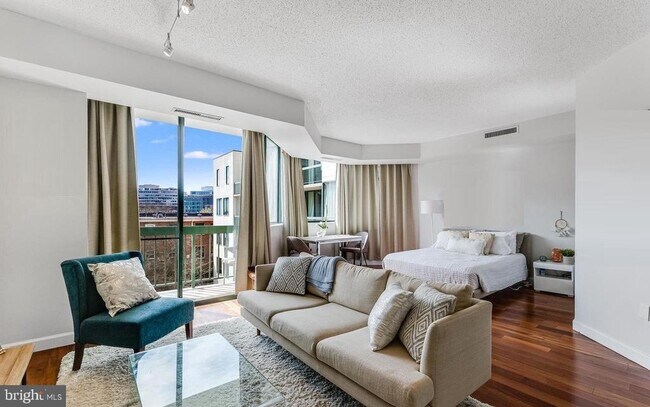 Foto del edificio - 955 26th St NW