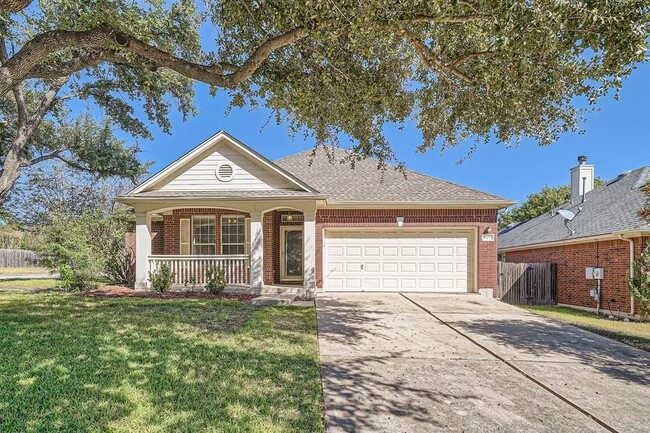 Building Photo - 15013 Doria Dr
