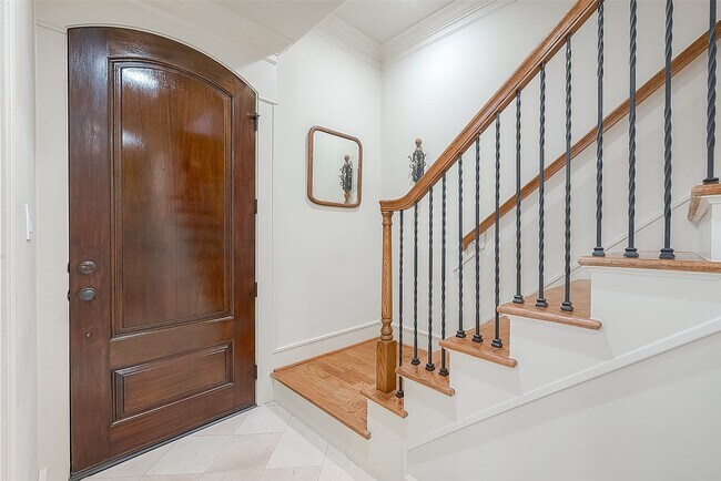 Building Photo - 1804 Haddon St