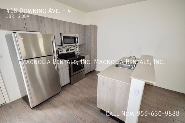 Foto del edificio - 418 Downing Ave