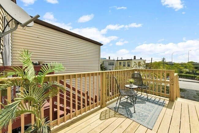 Foto del edificio - 142 Chelsea St