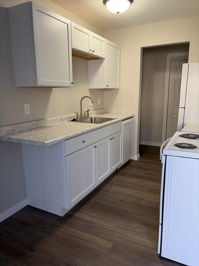 Foto del edificio - 1025 Smetana Rd