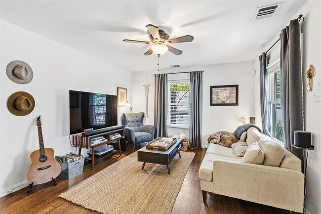 Foto del edificio - 1311 Madison Ave