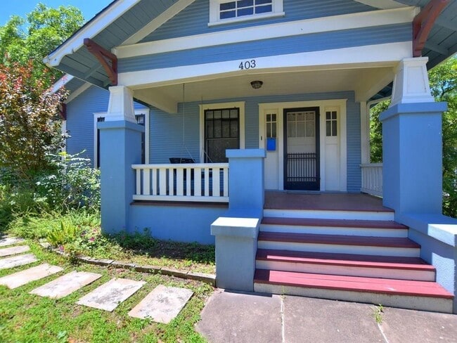 Building Photo - 403 W 37th St