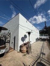 Building Photo - 13 Jackson Ave