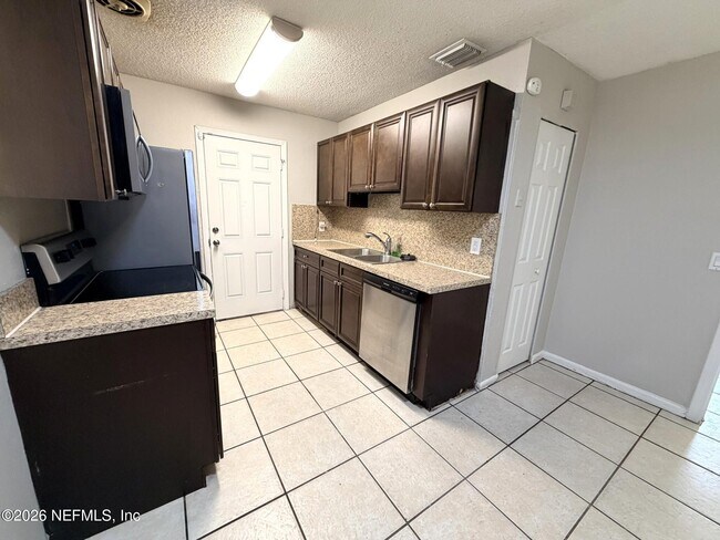 Building Photo - 7152 Koleda Dr