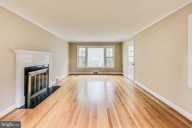 Photo - 9326 W Parkhill Dr House