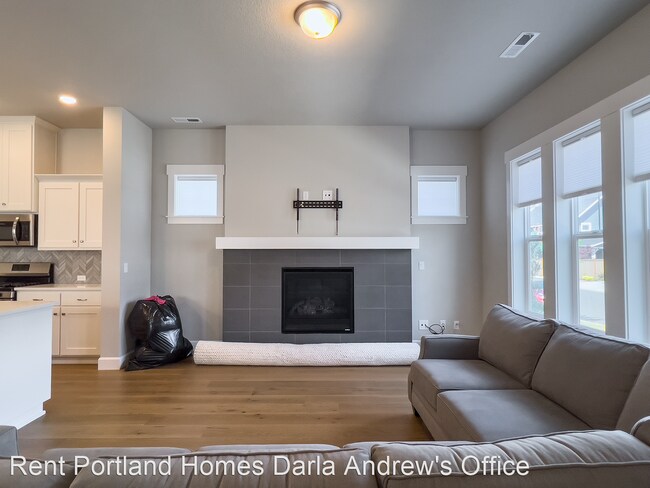 Foto del edificio - 3 br, 2.5 bath House - 7002 SE Genrosa Street