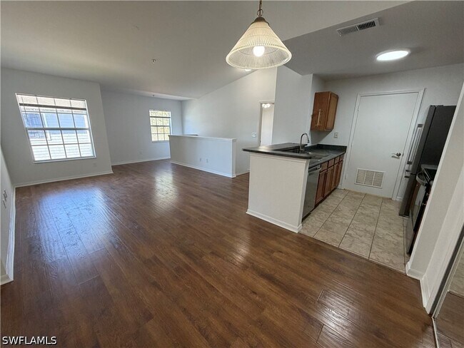 Foto del edificio - 14885 Pleasant Bay Ln