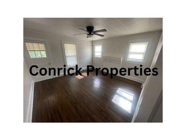 Foto del edificio - 2404 Johnson St