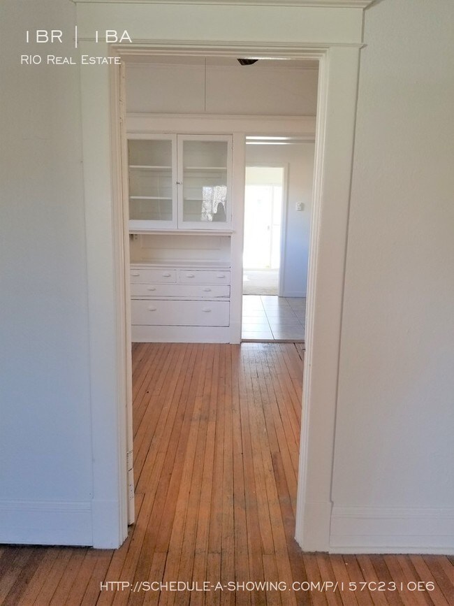 Foto del edificio - 1218 N Clarkson St