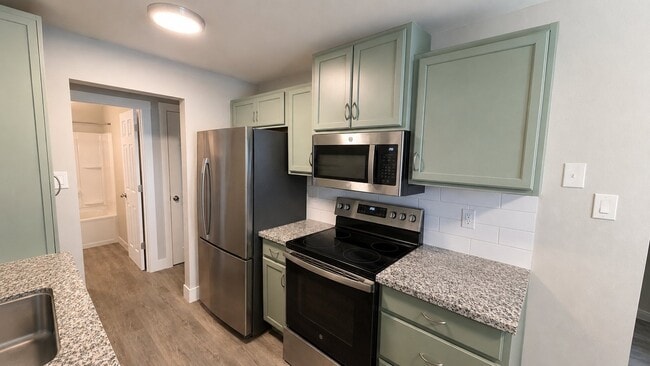 Building Photo - 507 Linden Dr