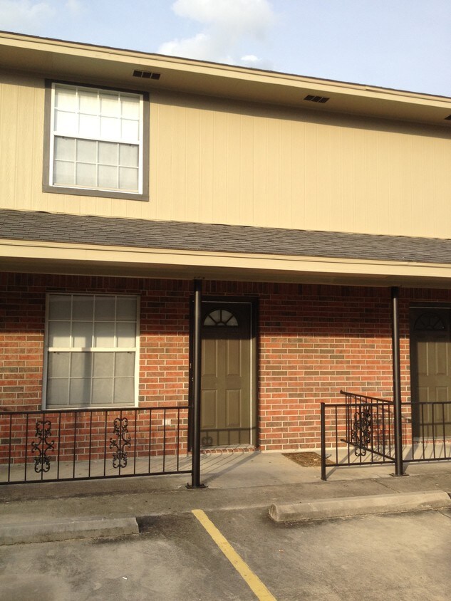 Foto principal - 3201 Avenue H