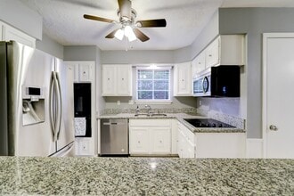 Building Photo - 12346 Huntington Venture Dr