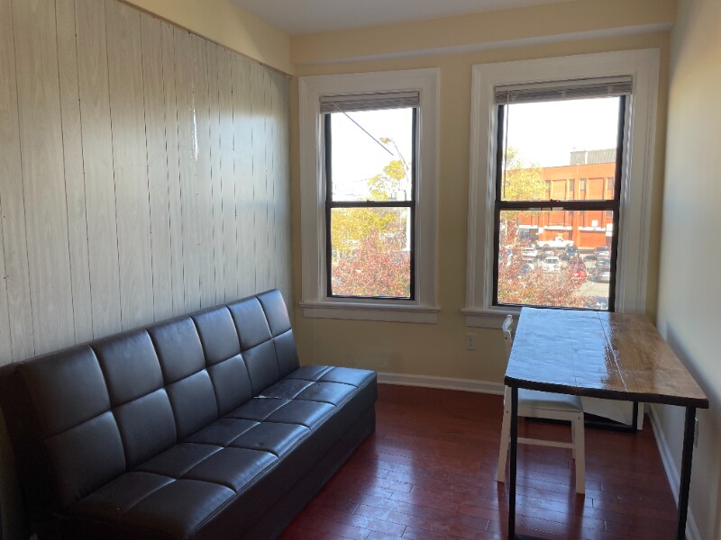 Primary Photo - 280 Morris Ave
