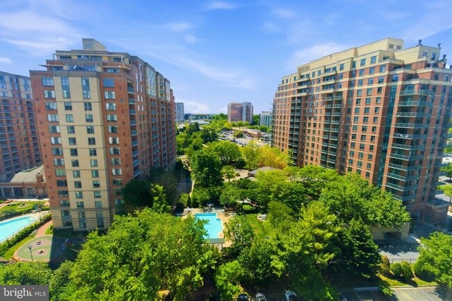 Building Photo - 11801 Rockville Pike