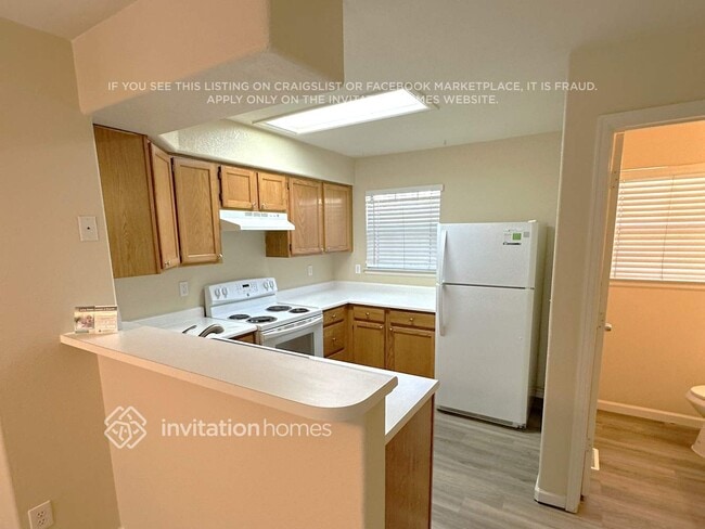 Building Photo - 11812 E Kepner Dr