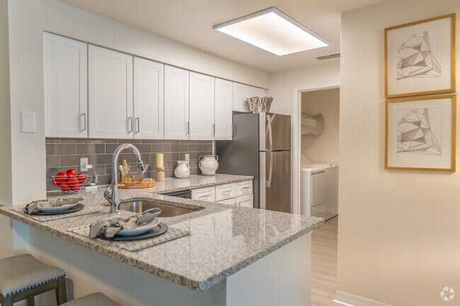 2.5BA, 2BR, 1,328SF - The Villas at Westchase