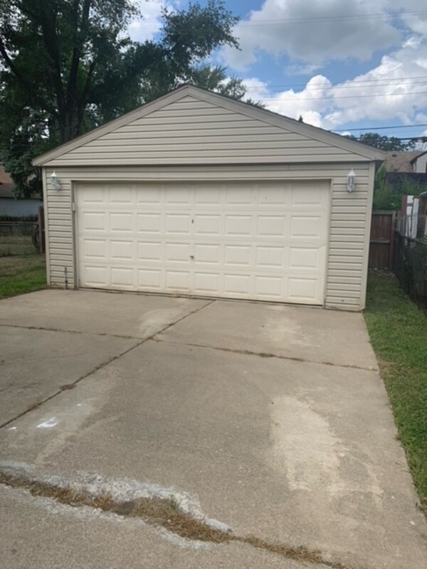 Foto del edificio - 18811 Hanna St