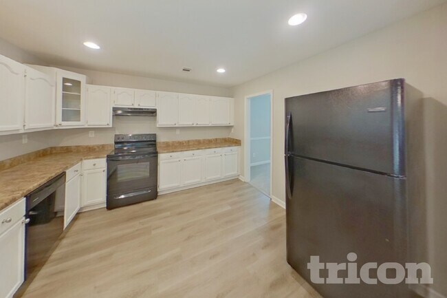 Foto del edificio - 4270 Riverlake Way