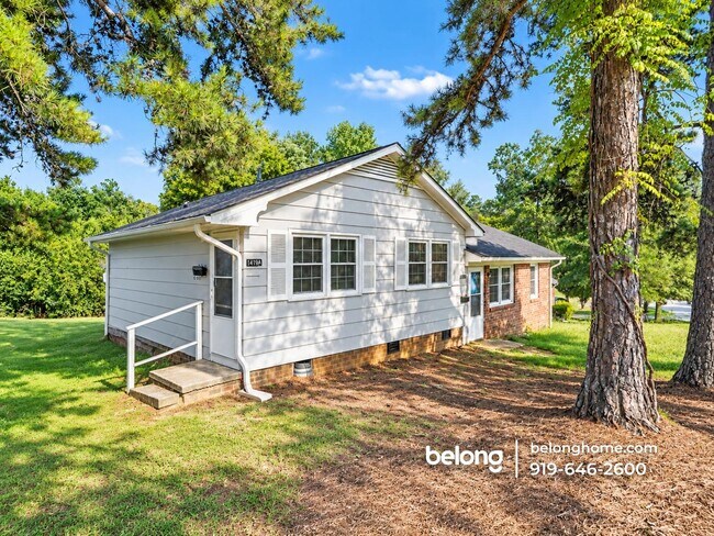 Building Photo - 1419 Ardmore Dr