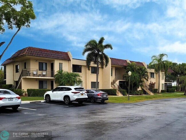 Building Photo - 16491 Blatt Blvd