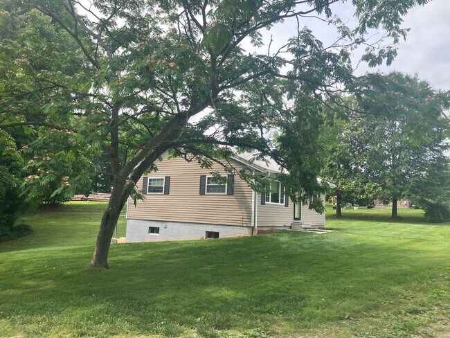 Foto del edificio - Cozy 2 bedroom in Oakridge