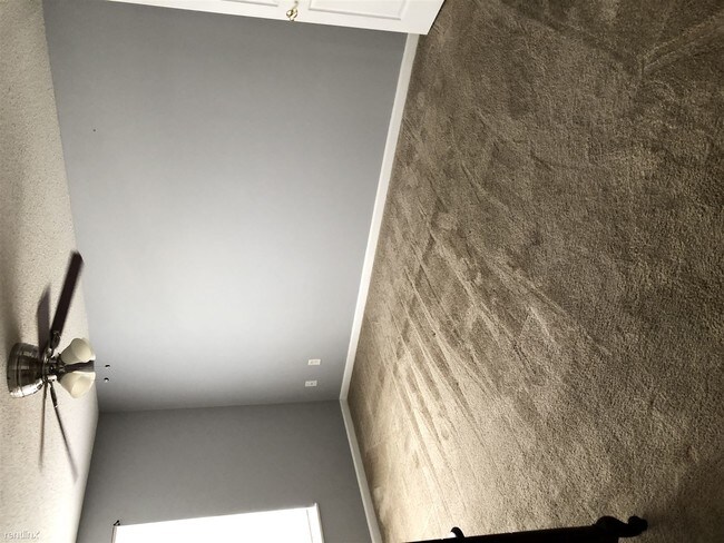 Foto del edificio - 695 Winding Stream Way