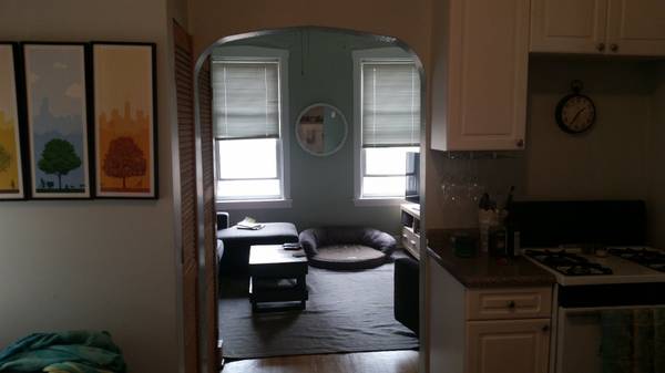 Primary Photo - 1106 N Hermitage Ave