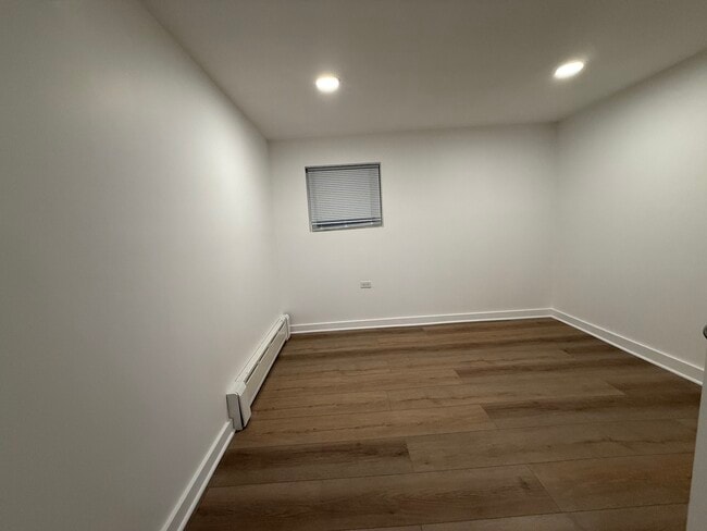 Foto del edificio - 3829 N Central Park Ave