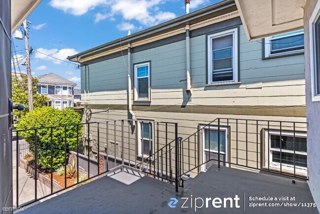 Foto del edificio - 3 br, 1 bath House - 669 33rd Street, Oakl...