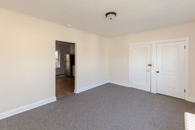 Foto del edificio - 4204 N Kimball Ave