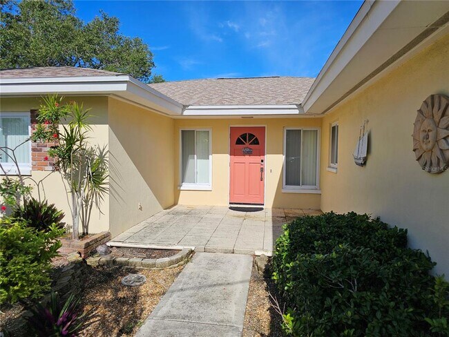 Building Photo - 15922 Redington Dr