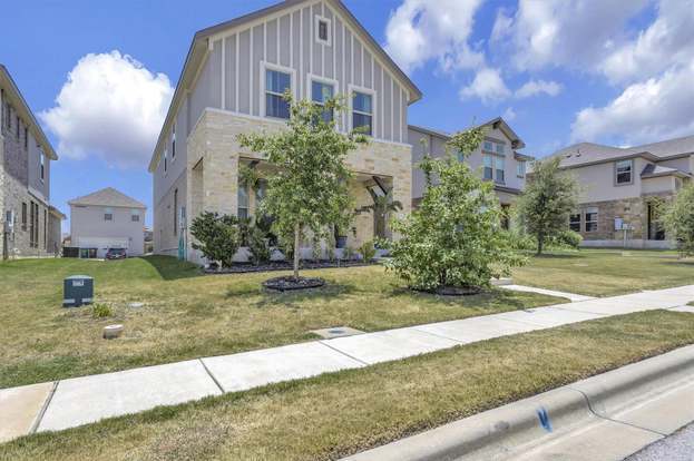 Building Photo - 2917 Harvester Ln